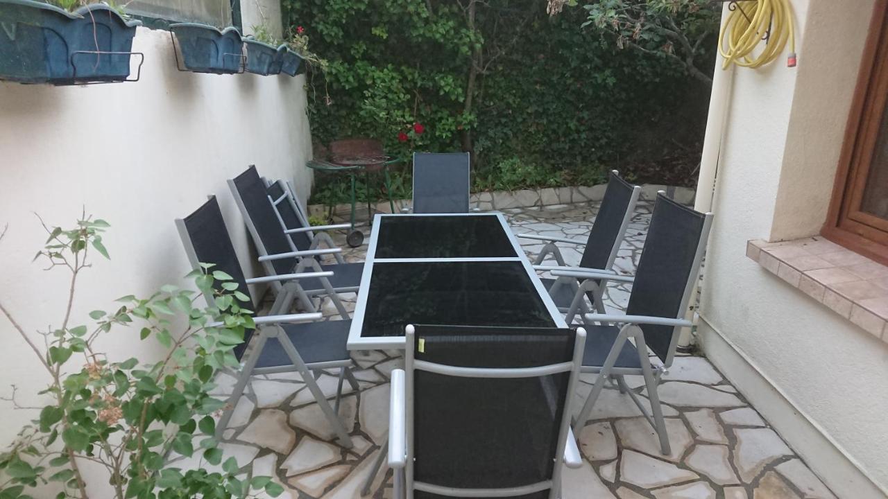 Tout Un 2Eme Etage A 300 Metres De La Mer, Chez L'Habitant ! Фекам Экстерьер фото